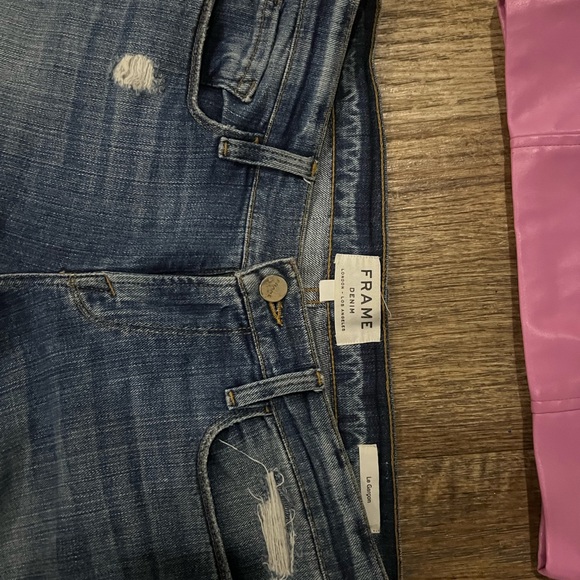 Frame Cut-Off Jean Shorts - Picture 5 of 5